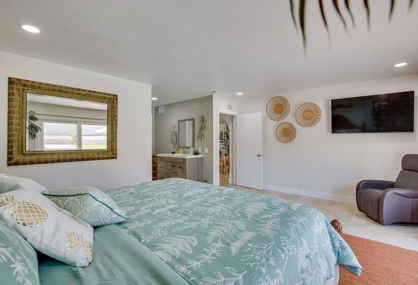 Luxe Family Home In Bonita W/ Private Pool & Spa!