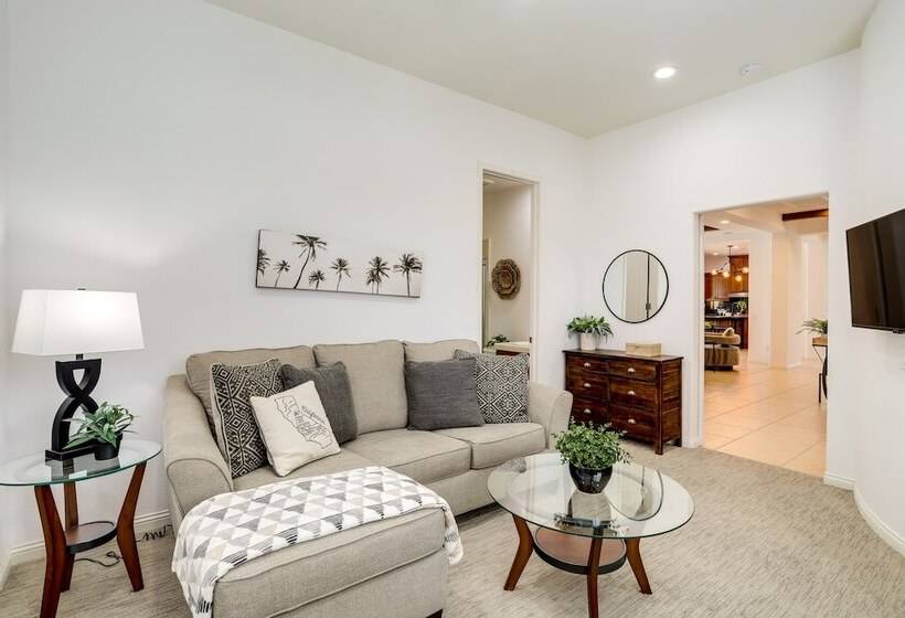 Luxury Palm Desert Vacation Home W/ Private Oasis