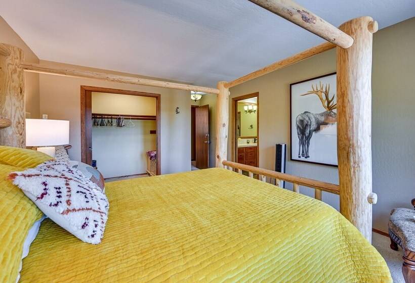 Hot Tub + Games: Spacious Golf Retreat In Payson