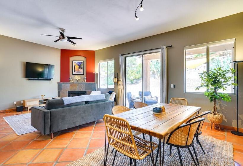 Luxury Tucson Retreat: Patio, Hot Tub & Fireplace