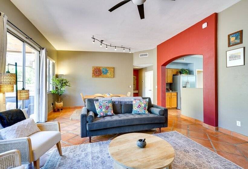 Luxury Tucson Retreat: Patio, Hot Tub & Fireplace