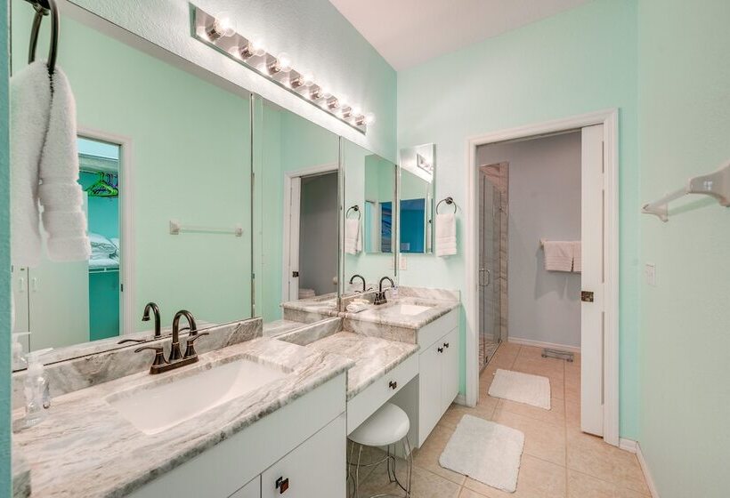 Marco Island Vacation Rental: Heated Pool & Lanai!