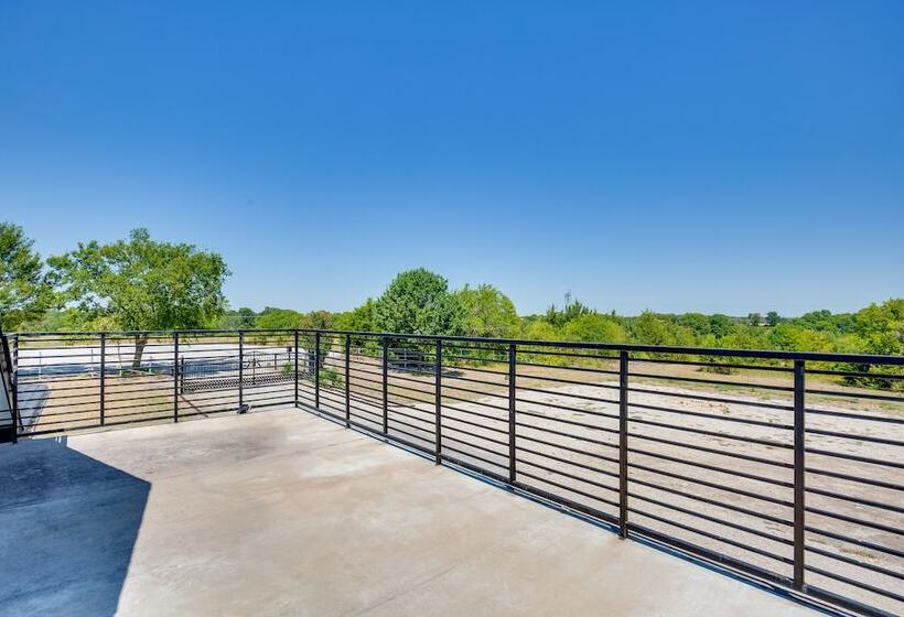 Mckinney Ranch Home W/ Patios + Lake View!