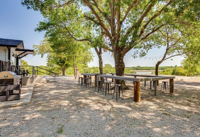 Mckinney Ranch Home W/ Patios + Lake View!