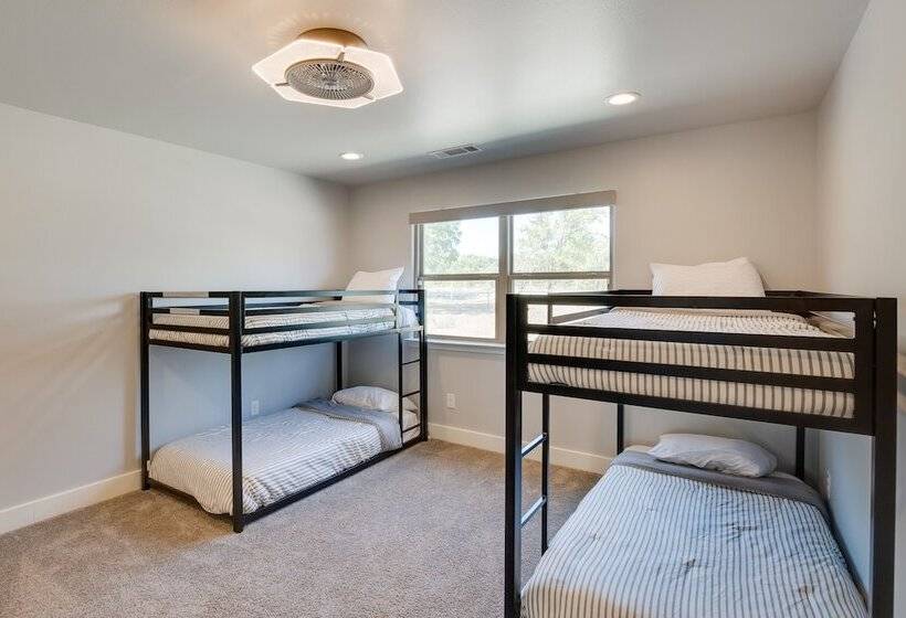 Mckinney Ranch Home W/ Patios + Lake View!