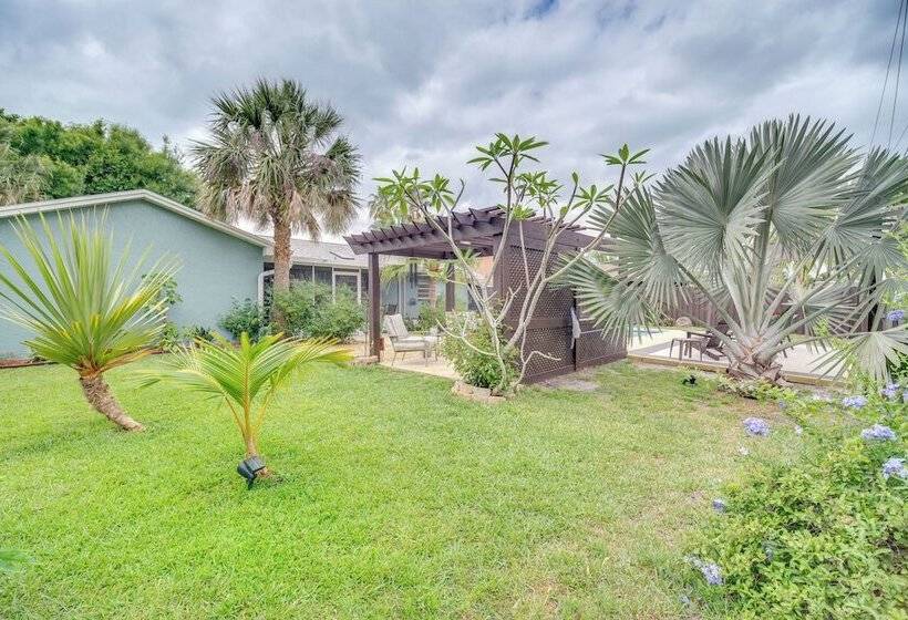 Melbourne Home W/ Pool & Patio, 6 Mi To Beach!