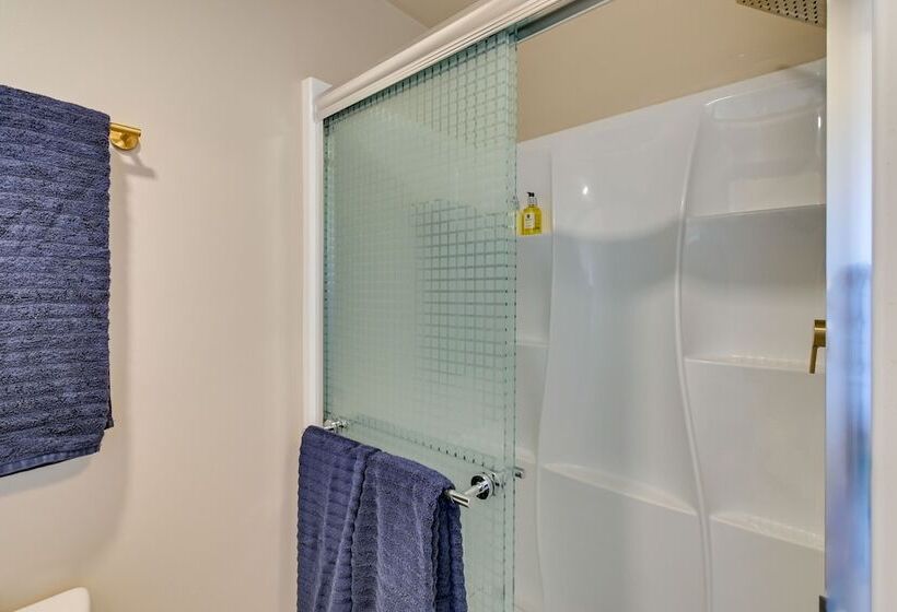 Moclips Home W/ Hot Tub & Stunning Beach Views!