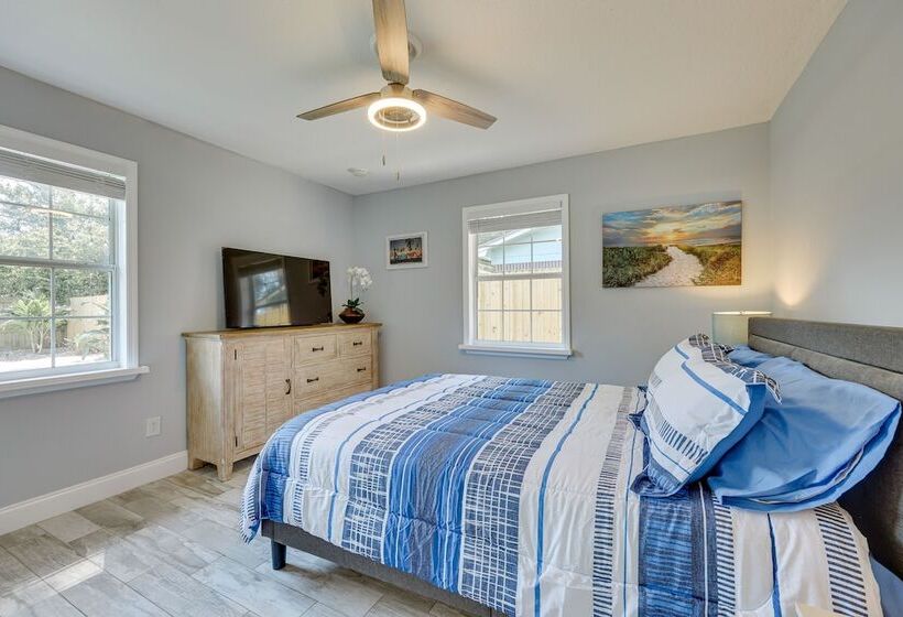 Modern Coastal Home W/ Pool: Mins To Beach & Mayo!