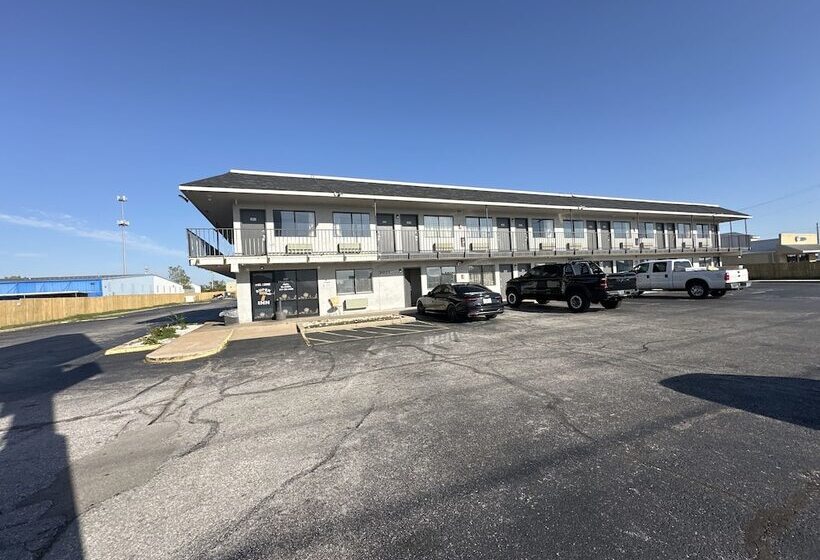 מוטל Super 7 Inn