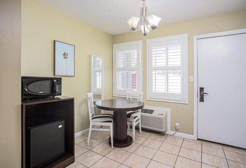 汽车旅馆  The Local   St. Augustine