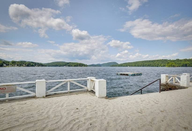 New Fairfield Vacation Rental W/ Lake Views!