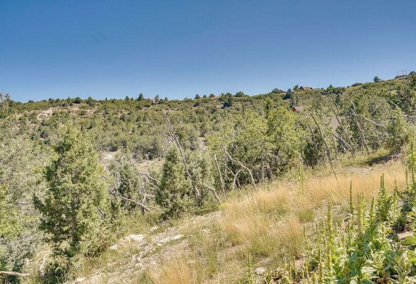 Newly Built, Modern Alton Cabin On 4 Acres!