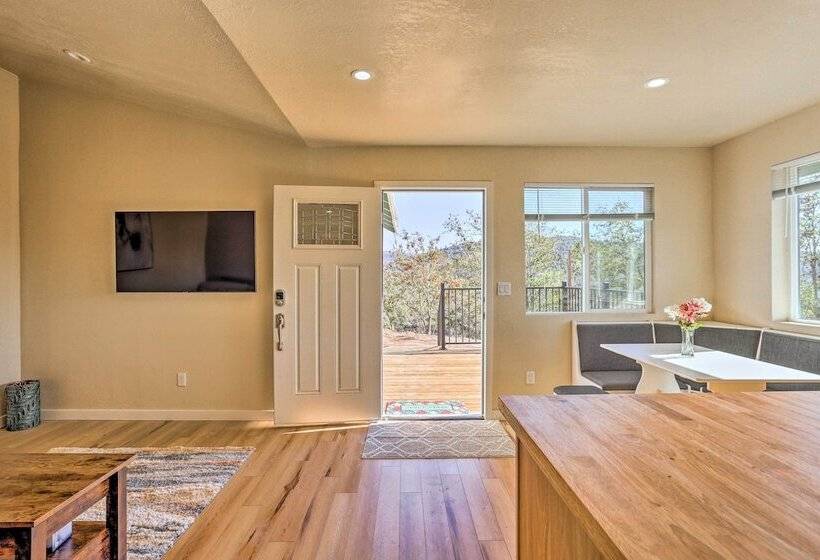 Oakhurst Duplex ~ 13 Mi To Yosemite National Park!