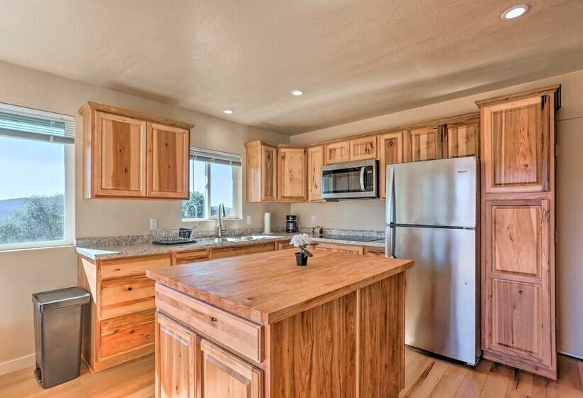 Oakhurst Duplex ~ 13 Mi To Yosemite National Park!