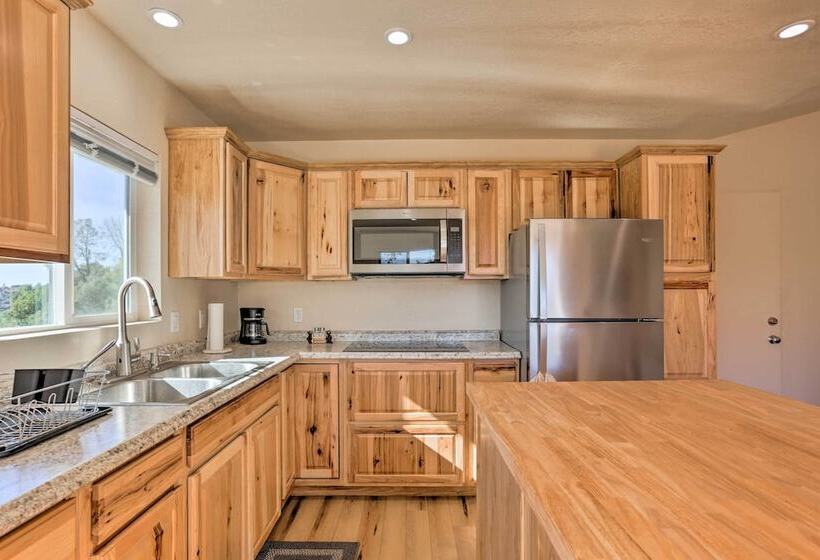 Oakhurst Duplex ~ 13 Mi To Yosemite National Park!