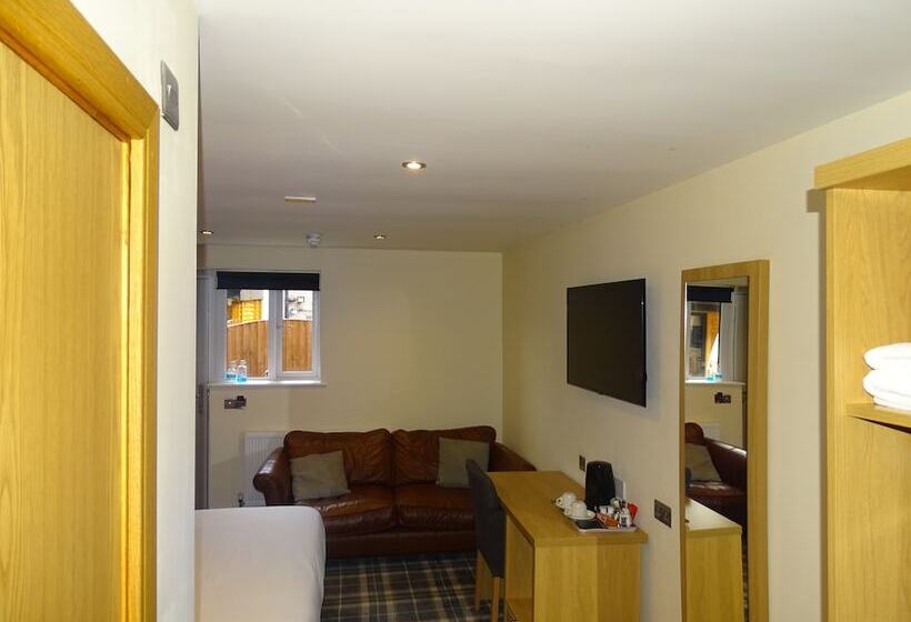 Oddfellows Hotel Bar & Restaurant