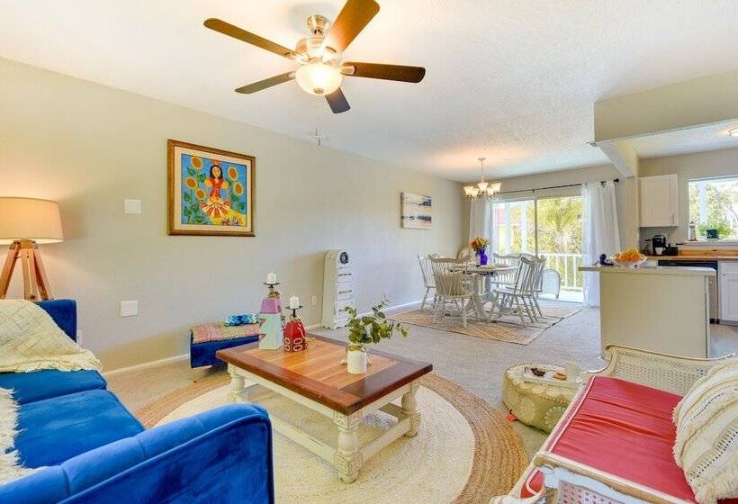 Palmetto Escape W/ Balcony   Walk To Marina!