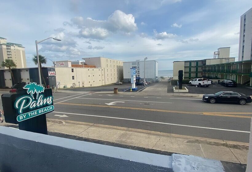 Palms By The Beach Motel