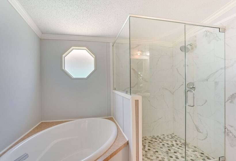 Panama City Home W/ Private Pool, Walk To Beaches!