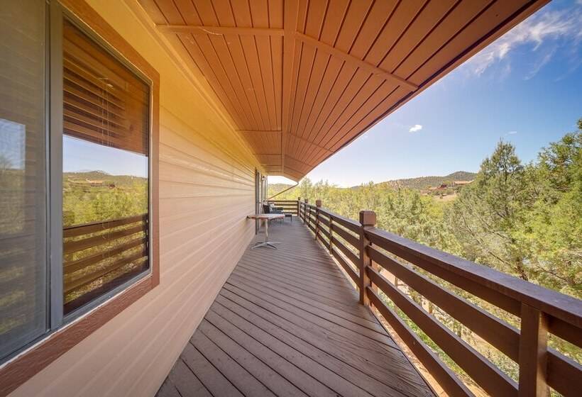 Payson Cabin W/ Deck Near Hiking, Fishing & More!