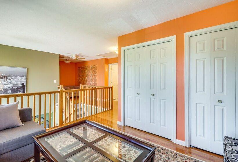 Pennsylvania Escape W/ Hot Tub, Fire Pit & Deck!