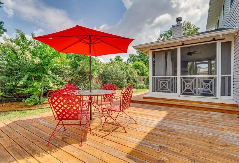 Pensacola Paradise: Furnished Deck & Gas Grill!