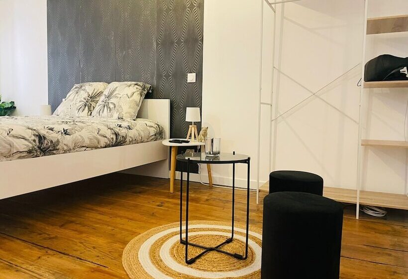 بنسيون 7 Rue Cherche Midi