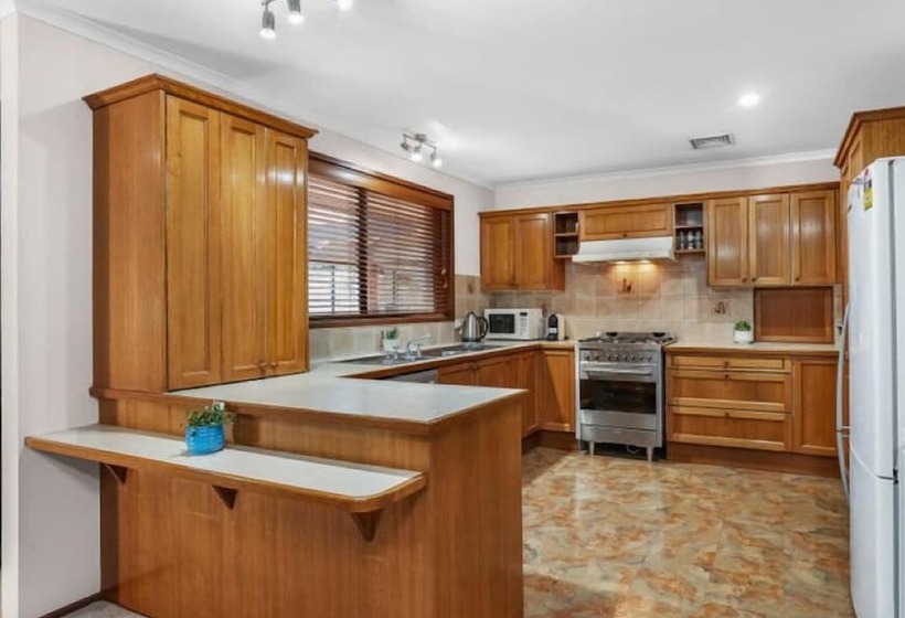 بنسيون Apple House Hoppers Crossing