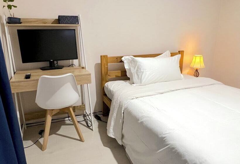 بنسيون Apple House Hoppers Crossing