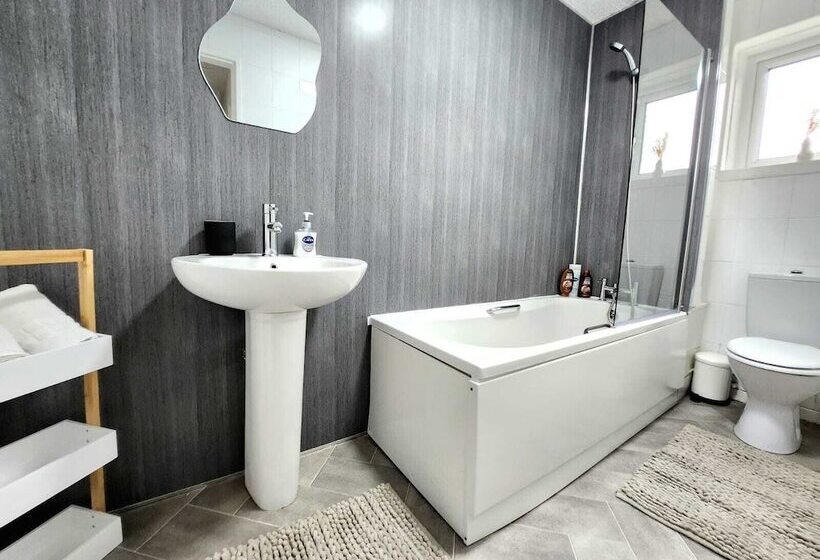 פנסיון Quirky Home Quiet Neighbourhood