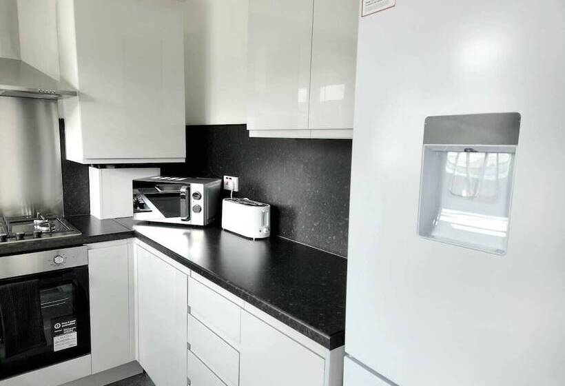 פנסיון Quirky Home Quiet Neighbourhood