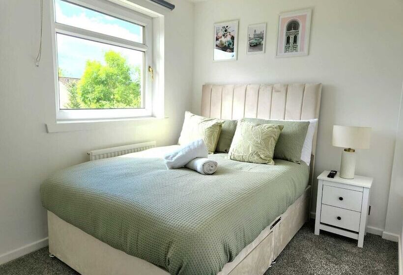 פנסיון Quirky Home Quiet Neighbourhood