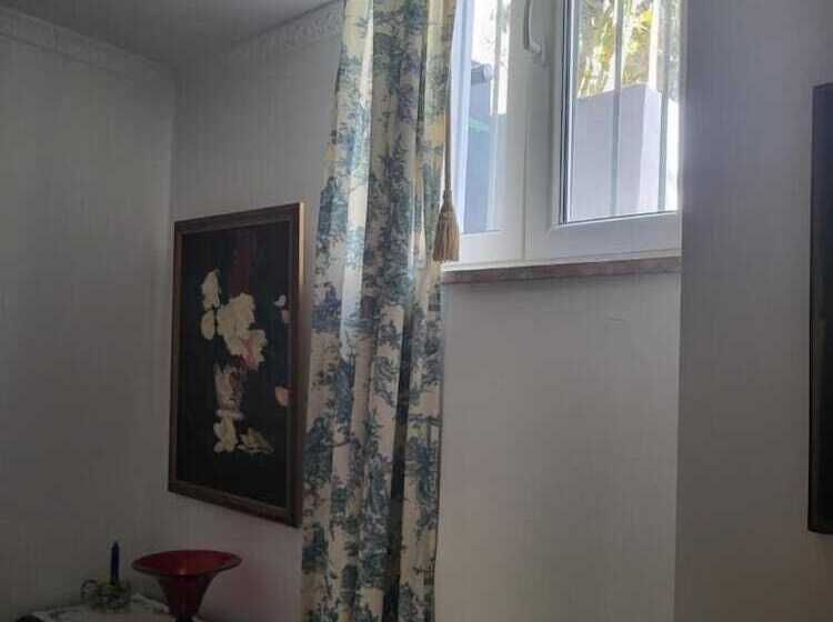 پانسیون Sintra Lousa