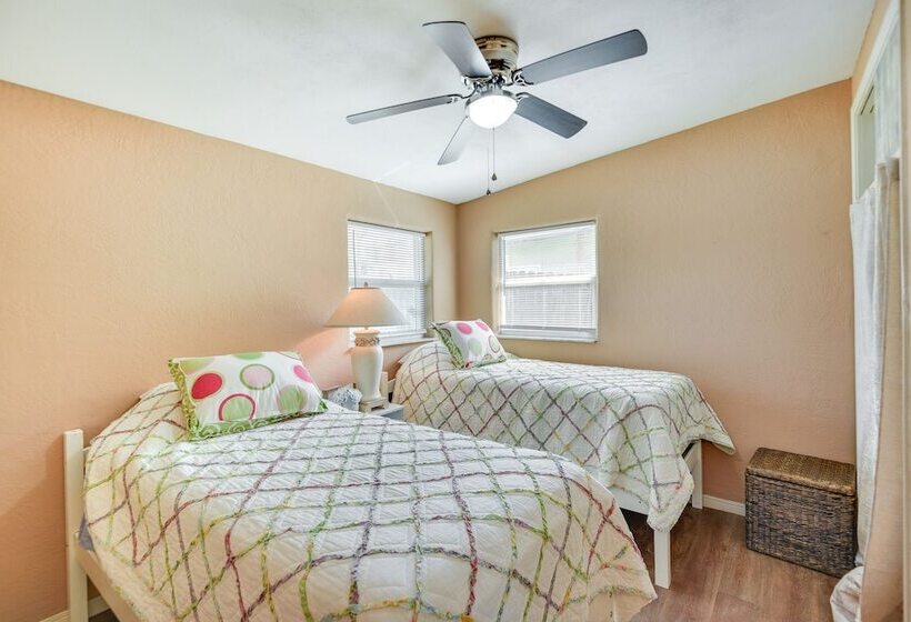 Pet Friendly Daytona Beach Home With Pool!