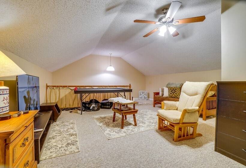 Pet Friendly Franklin Home ~ 21 Mi To Nashville!