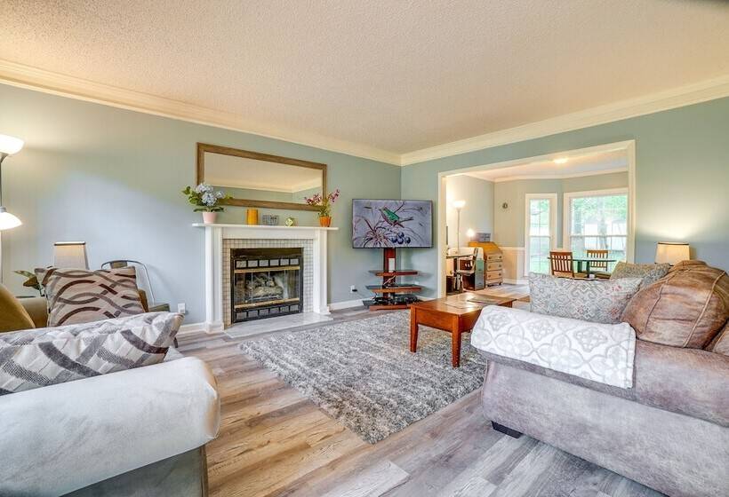 Pet Friendly Franklin Home ~ 21 Mi To Nashville!