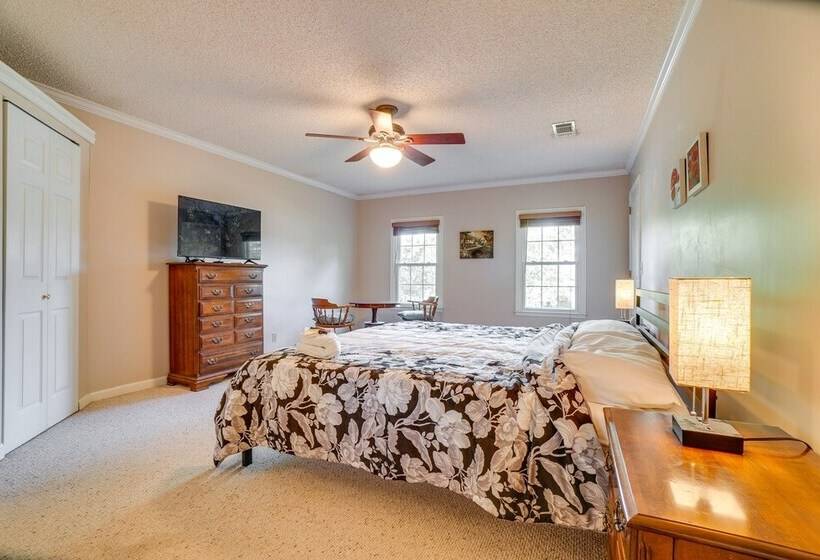 Pet Friendly Franklin Home ~ 21 Mi To Nashville!