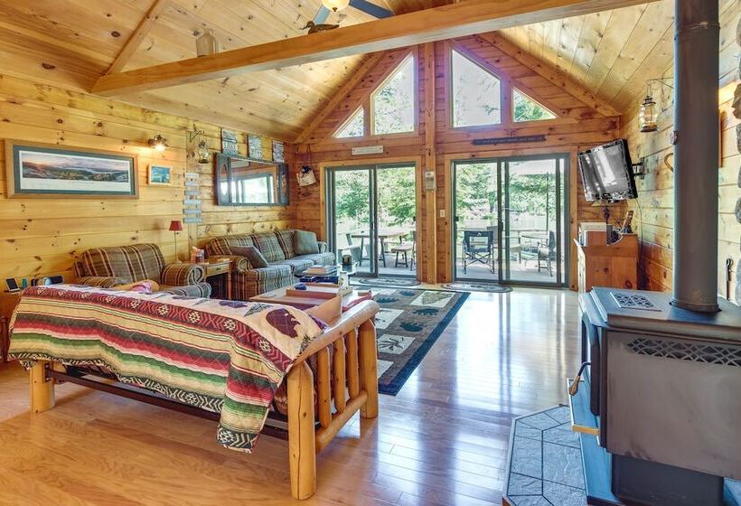 Pet Friendly Island Retreat Boat Access Only!