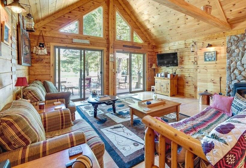 Pet Friendly Island Retreat Boat Access Only!