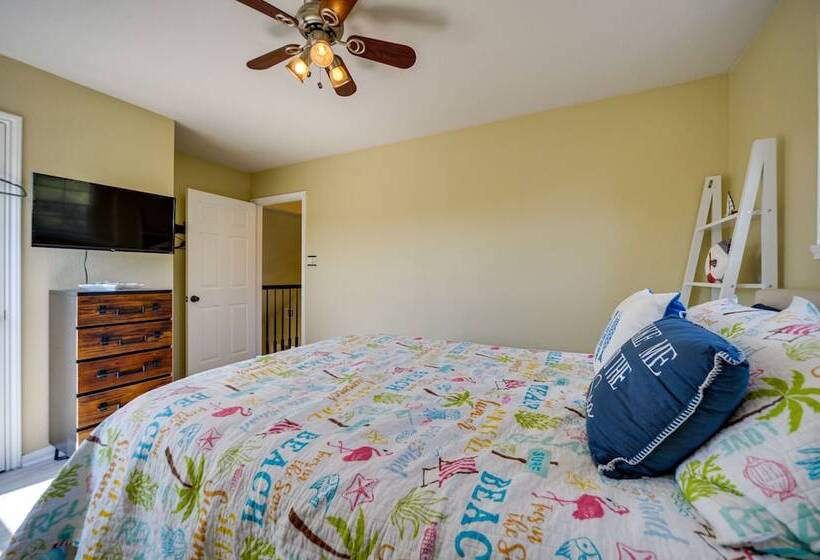 Pet Friendly New Braunfels Home W/ Game Room!