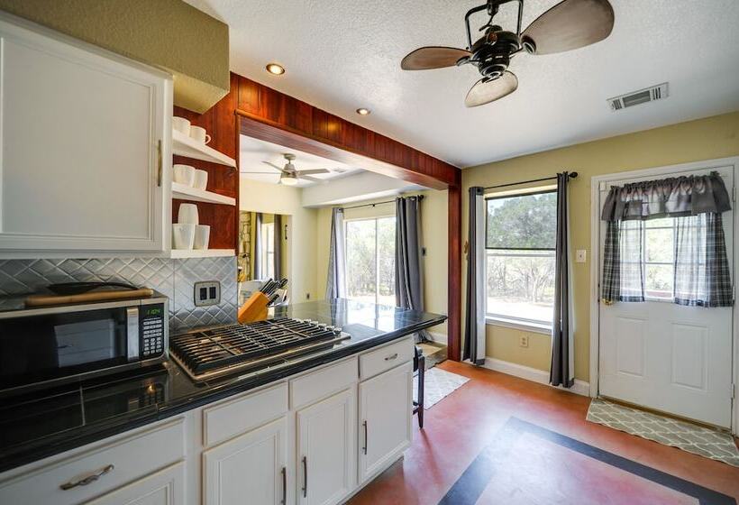 Pet Friendly New Braunfels Home W/ Game Room!