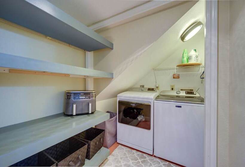 Pet Friendly New Braunfels Home W/ Game Room!