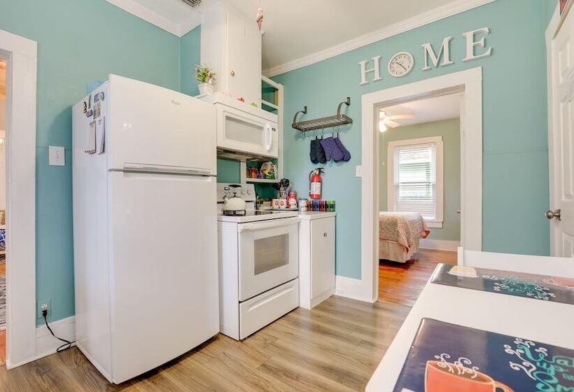 Pet Friendly St Augustine Home: Steps To Downtown!