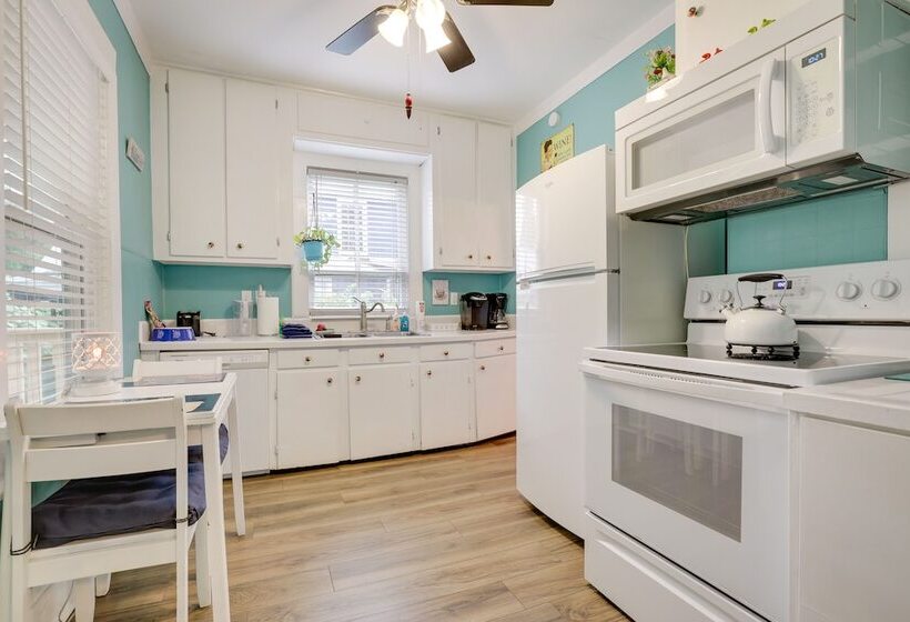 Pet Friendly St Augustine Home: Steps To Downtown!