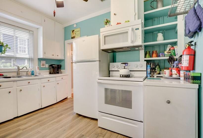Pet Friendly St Augustine Home: Steps To Downtown!