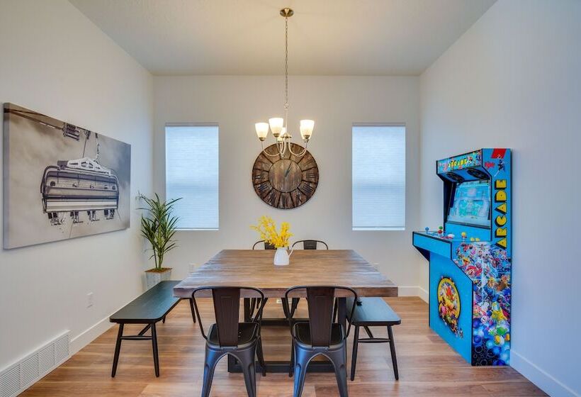 Pet Friendly Utah Abode   Fireplace, Patio & Grill