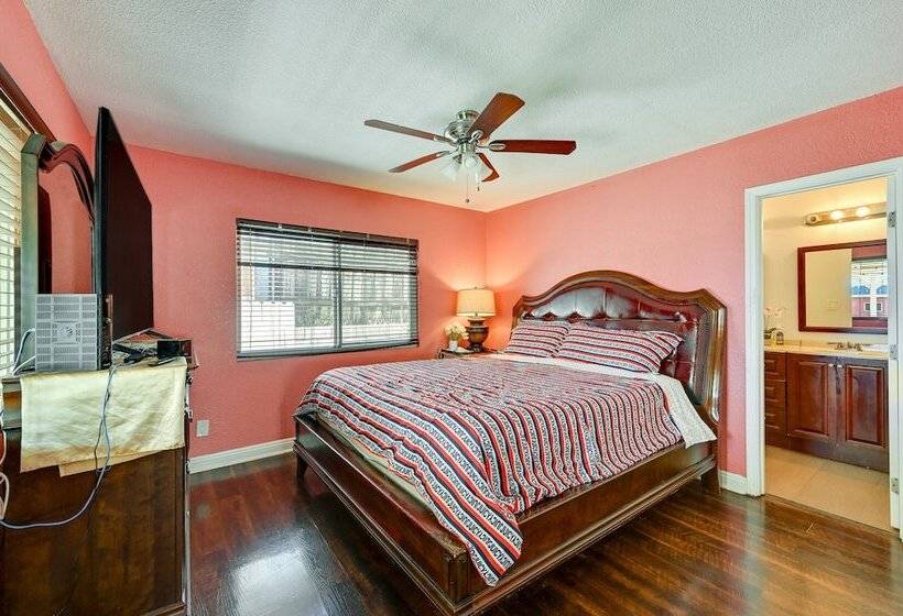 Spring Valley Family Home: 13 Mi To San Diego!