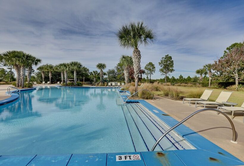 Snowbird Getaway: Windmark Beach Home!