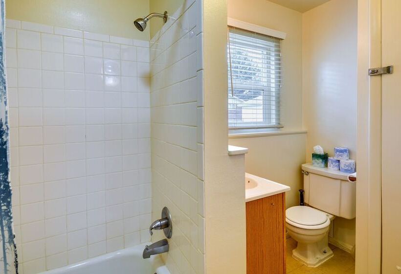 Quaint Cody Cottage W/ Grill: Walk To Downtown!