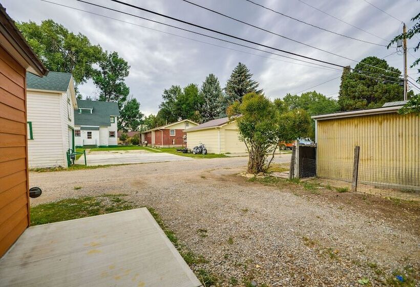 Quaint Cody Cottage W/ Grill: Walk To Downtown!